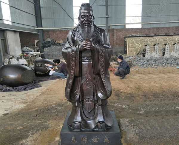 玻璃鋼雕塑制作出仿銅雕塑效果的步驟是什么呢？